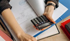 外汇MT4左上角4个价格